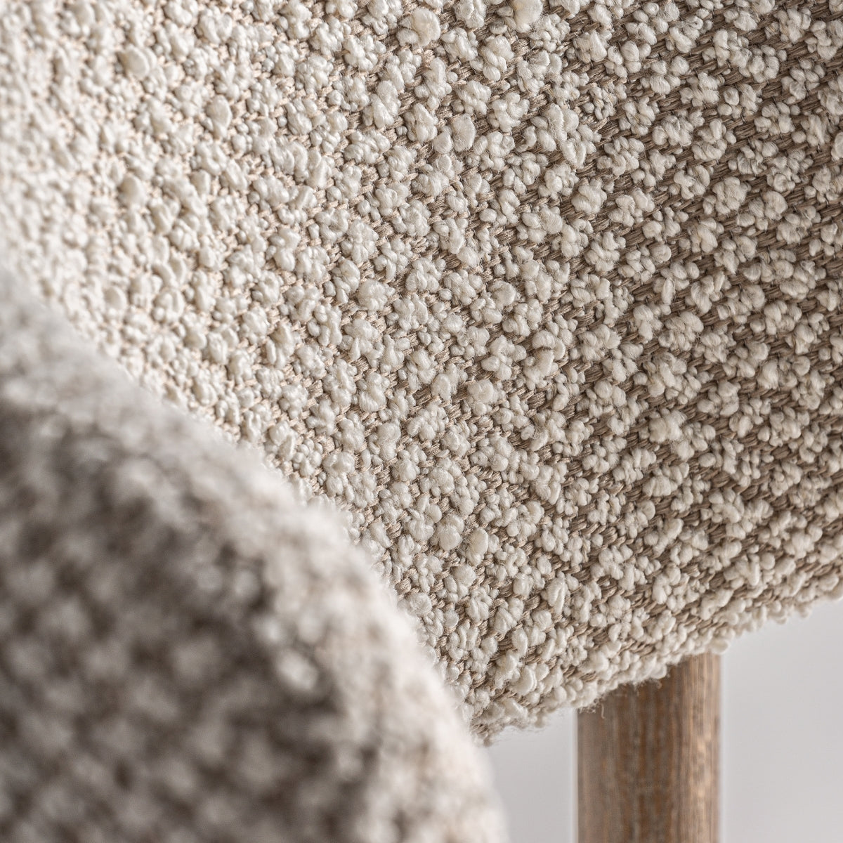 Chaise de salle à manger en tissu blanc cassé | Vical Glorenza