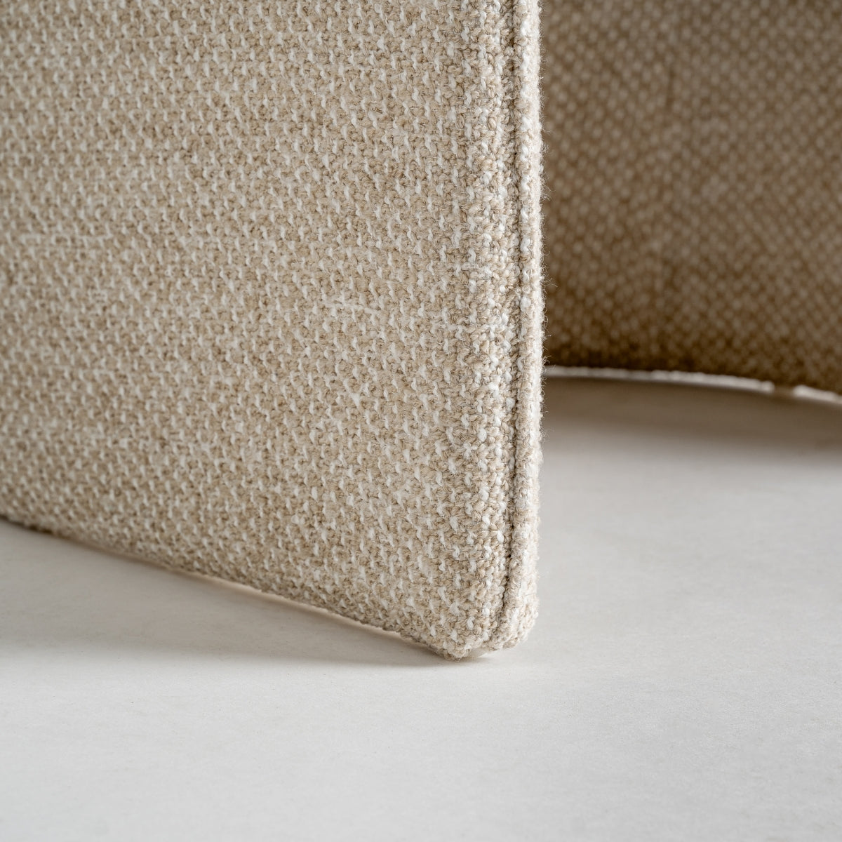 Chaise de salle à manger en tissu beige | Vical Mayun