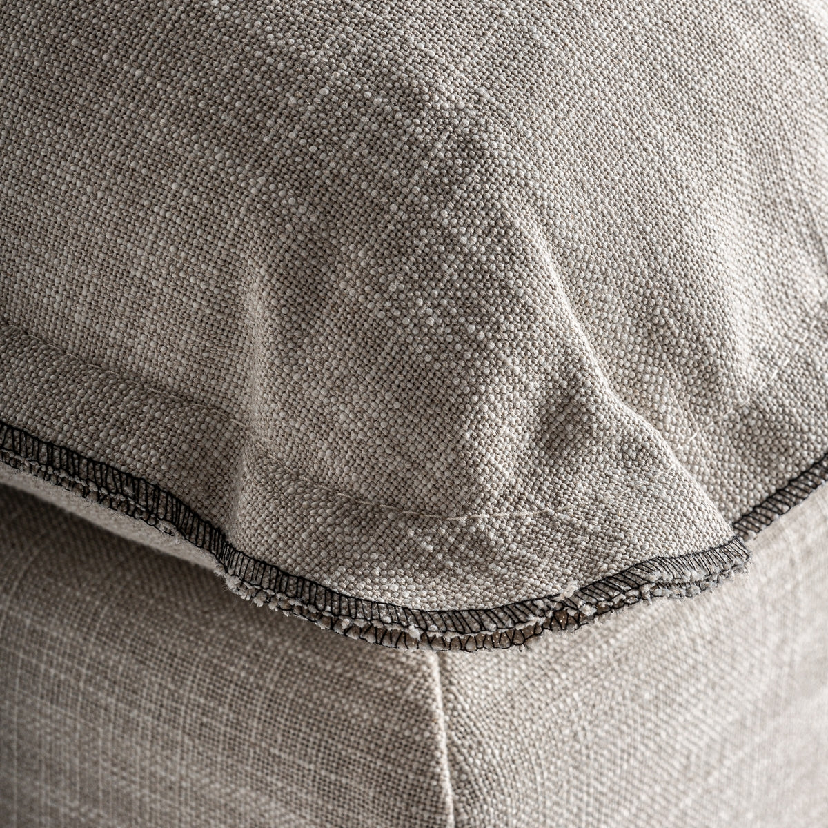 Canapé 3 places en tissu beige | Bief Vical