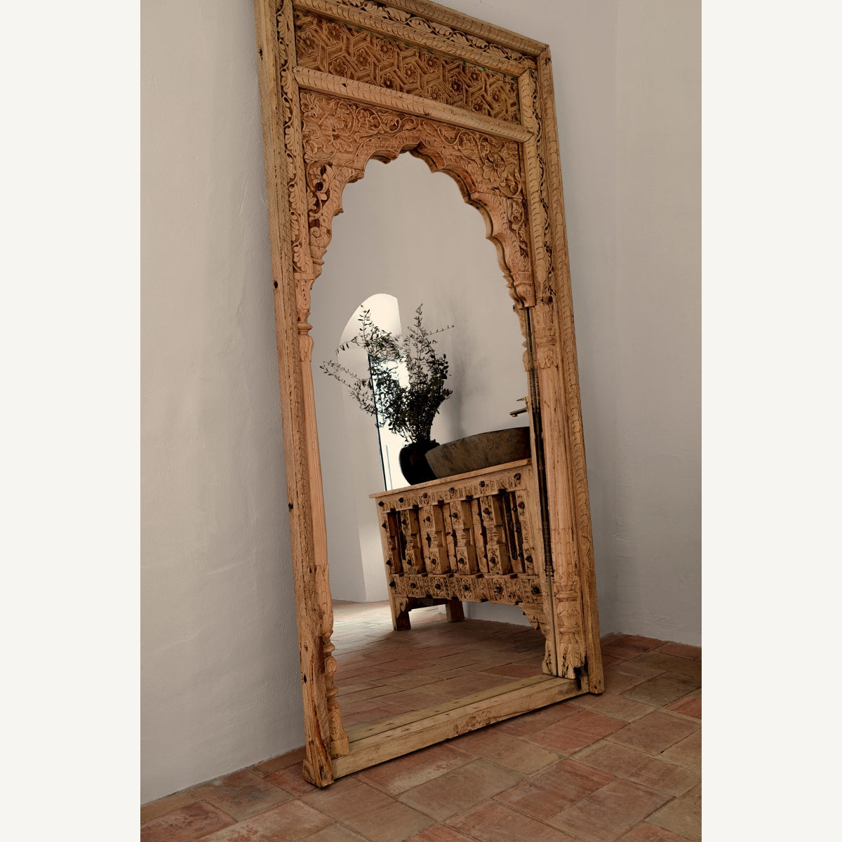 Miroir en bois de teck sculpté | Vical Argeen