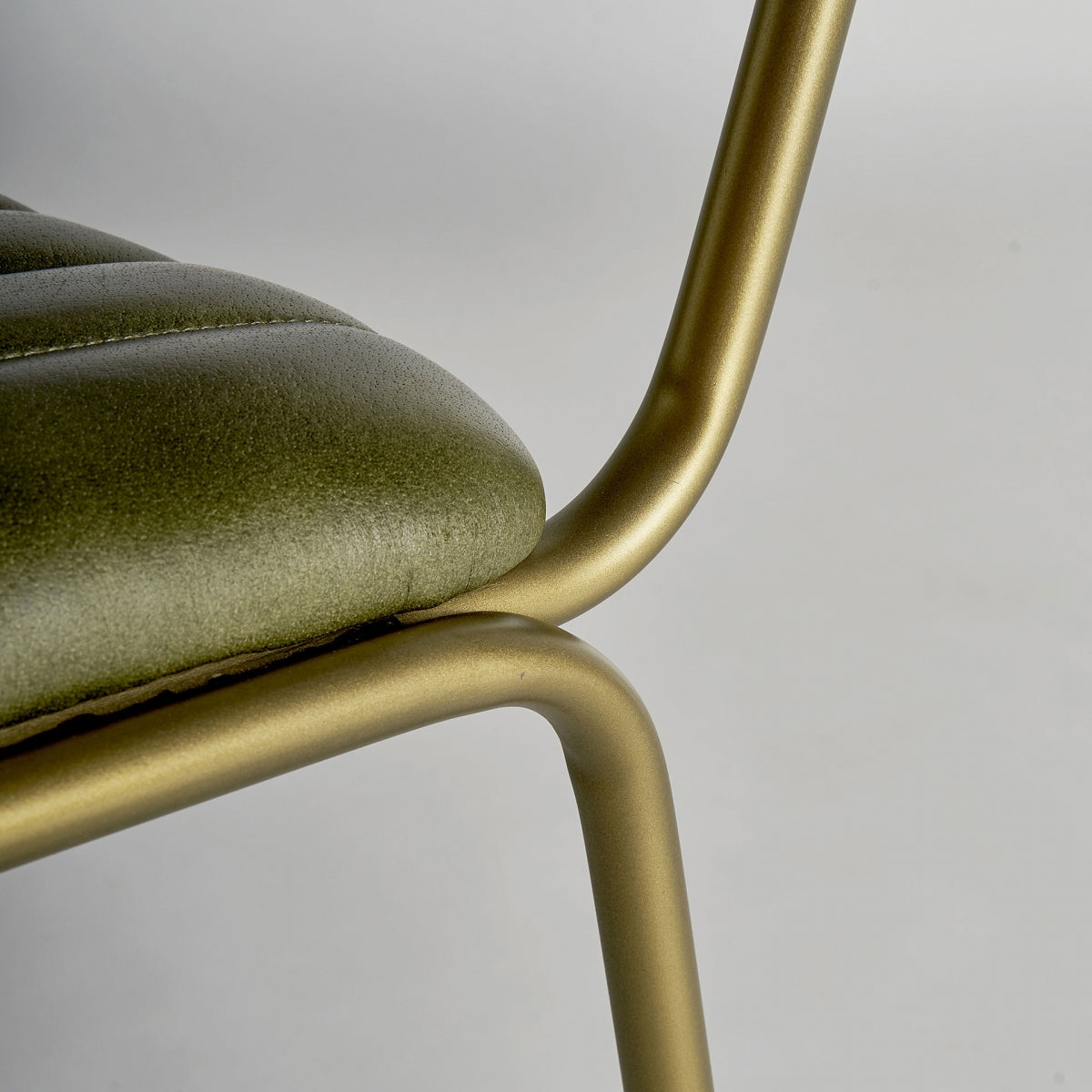Chaise de salle à manger en cuir vert | Vical Almstock
