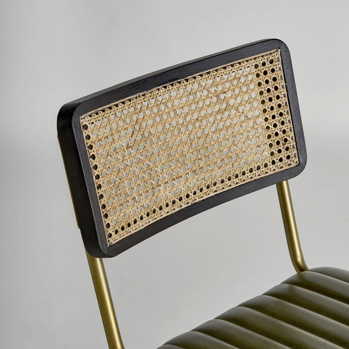 Chaise de salle à manger en cuir vert | Vical Almstock