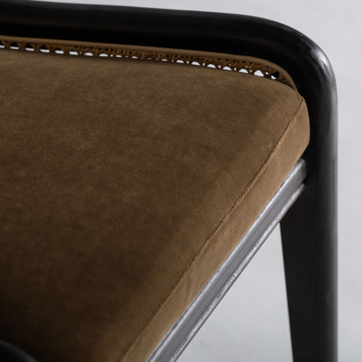 Chaise de salle à manger en velours marron | VICAL Velburg