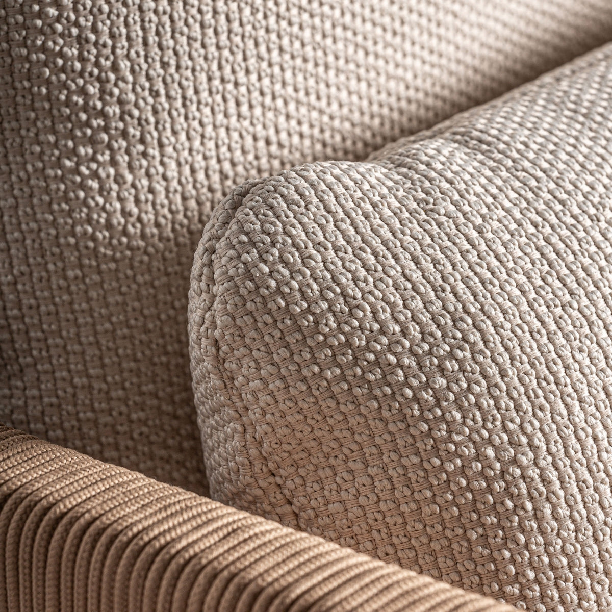 Fauteuil d'extérieur en tissu beige | Trena VICAL
