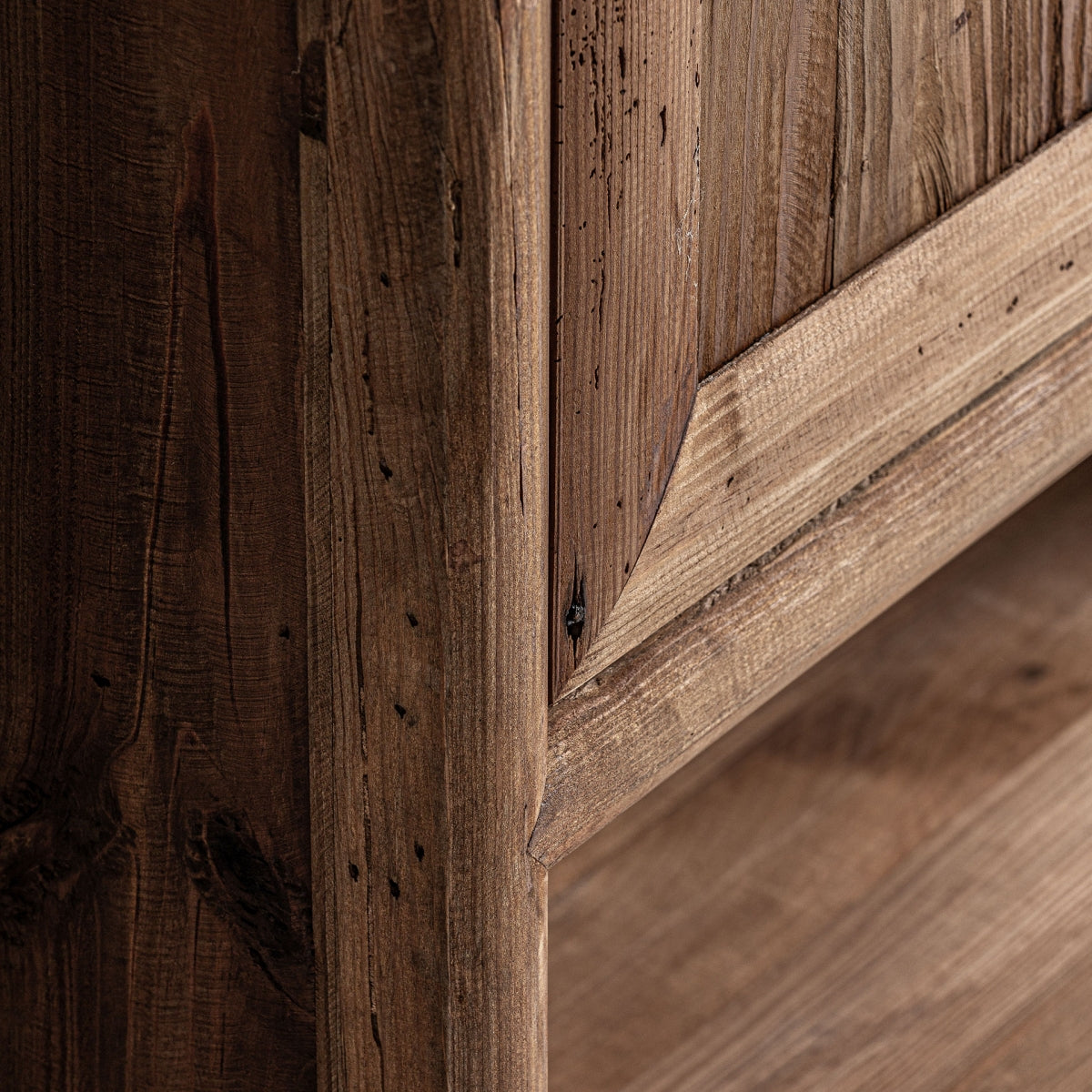Armoire de rangement en bois de pin | Vical Breive