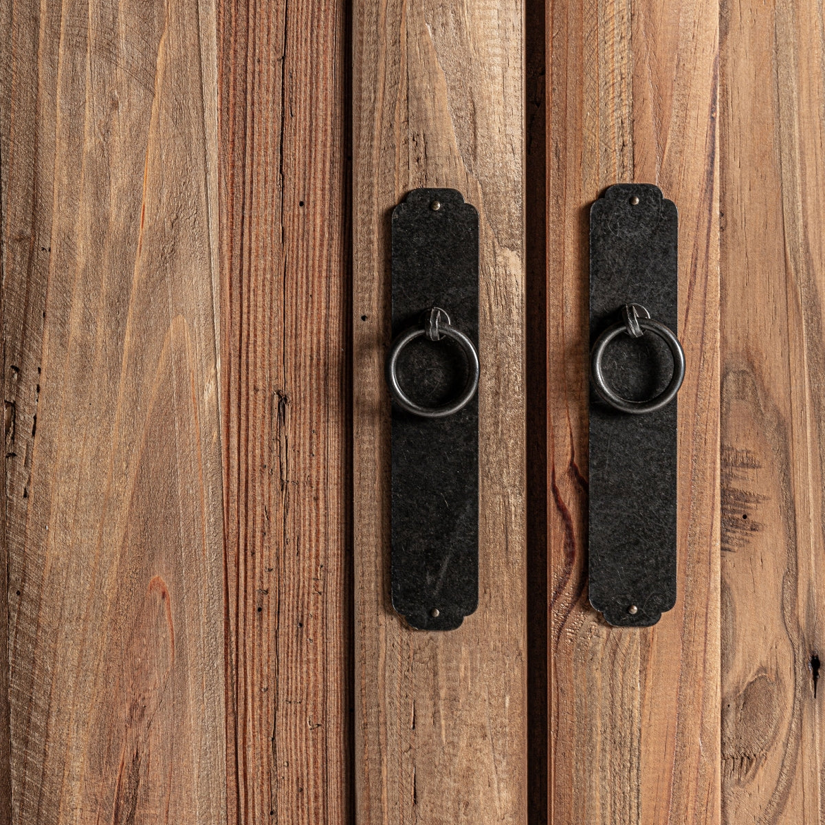 Armoire de rangement en bois de pin | Vical Breive