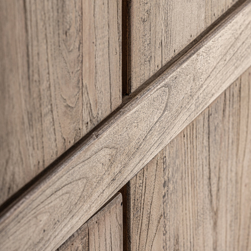 Armoire en bois d'orme | VIcal Cotswolds