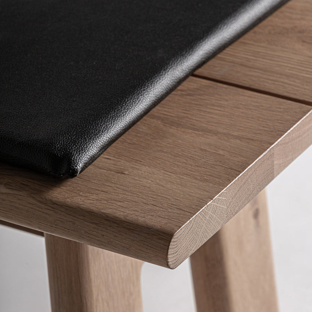 Banc en chêne clair et cuir noir | Vical Nara