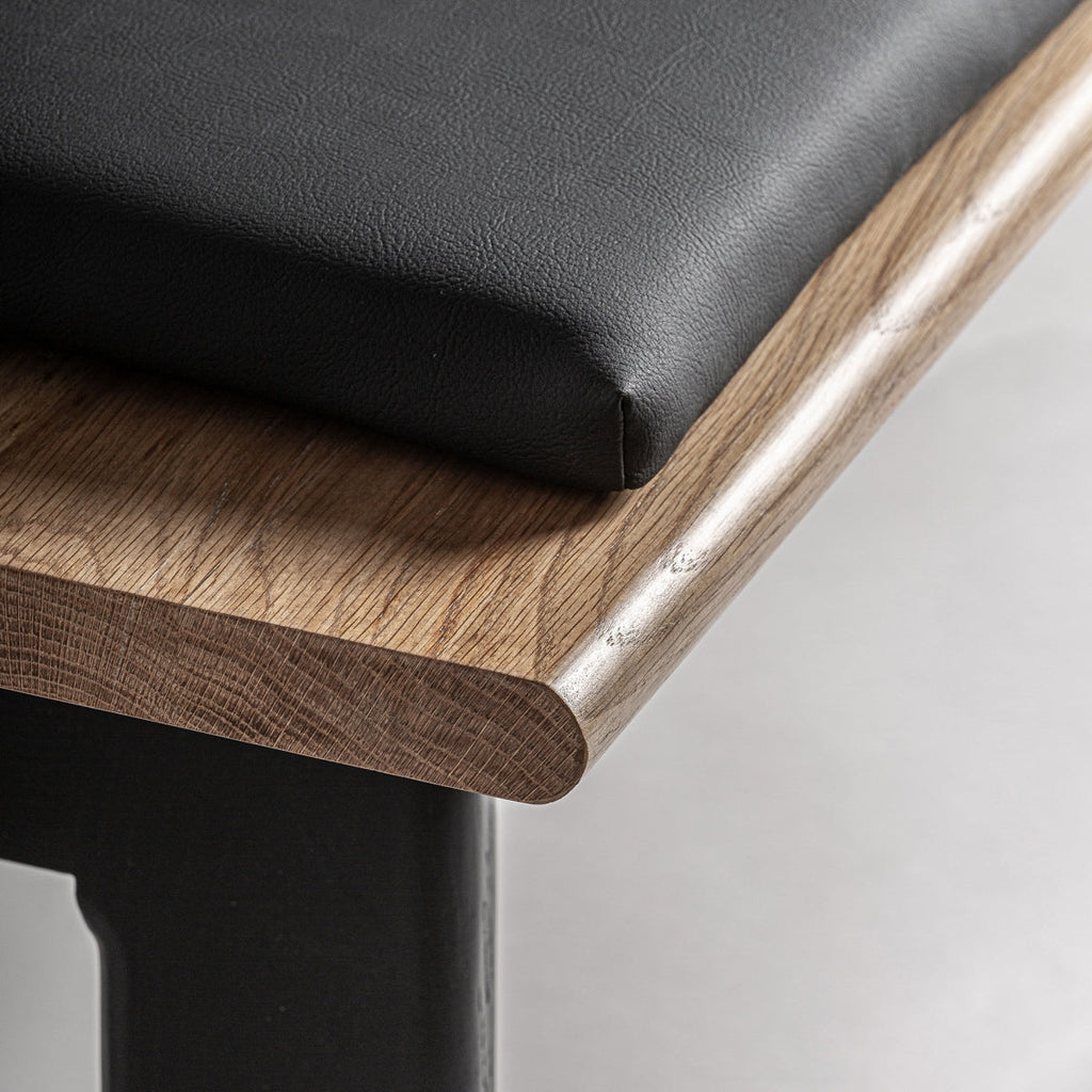 Banc en chêne noir et cuir noir | Vical Nara