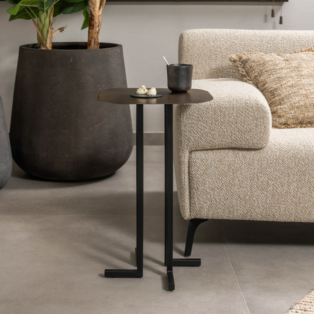 Canapé 2-3 places en tissu sable | Dôme Déco Lugano
