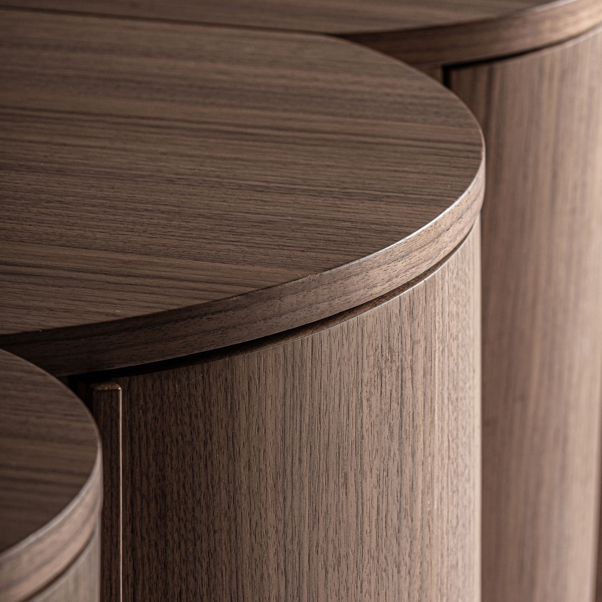 Buffet en bois de noyer marron | Vical Gifhorn