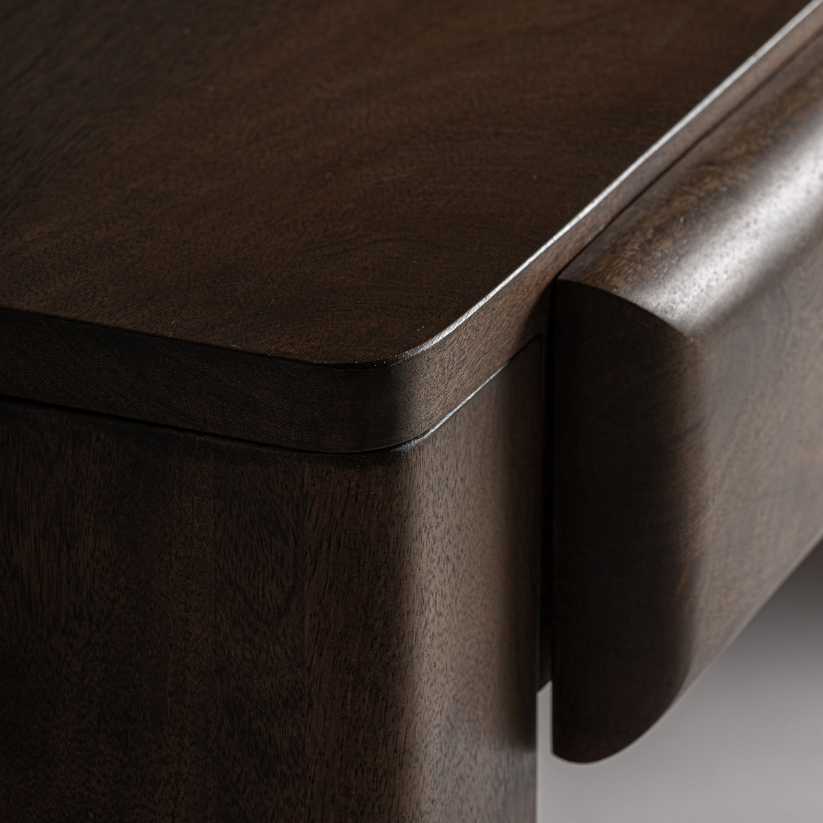 Bureau en bois de manguier marron | Pignons Vicaux