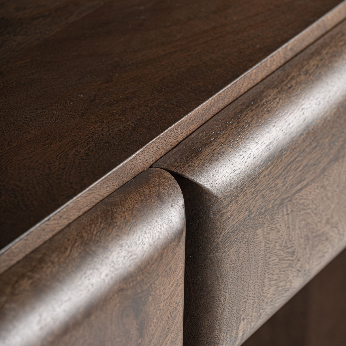 Bureau en bois de manguier marron | Pignons Vicaux