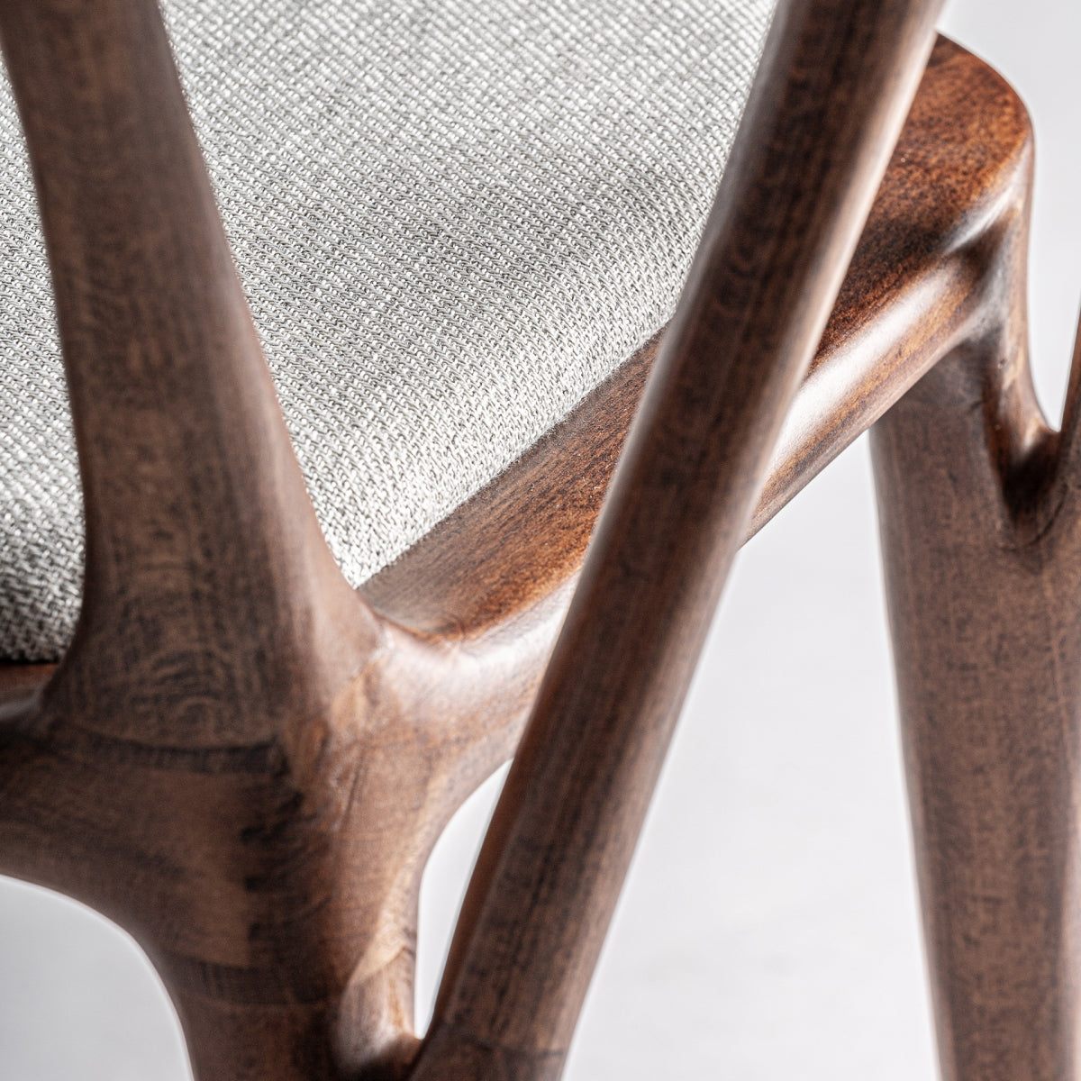 Chaise en bois de hêtre marron | Racine VICAL