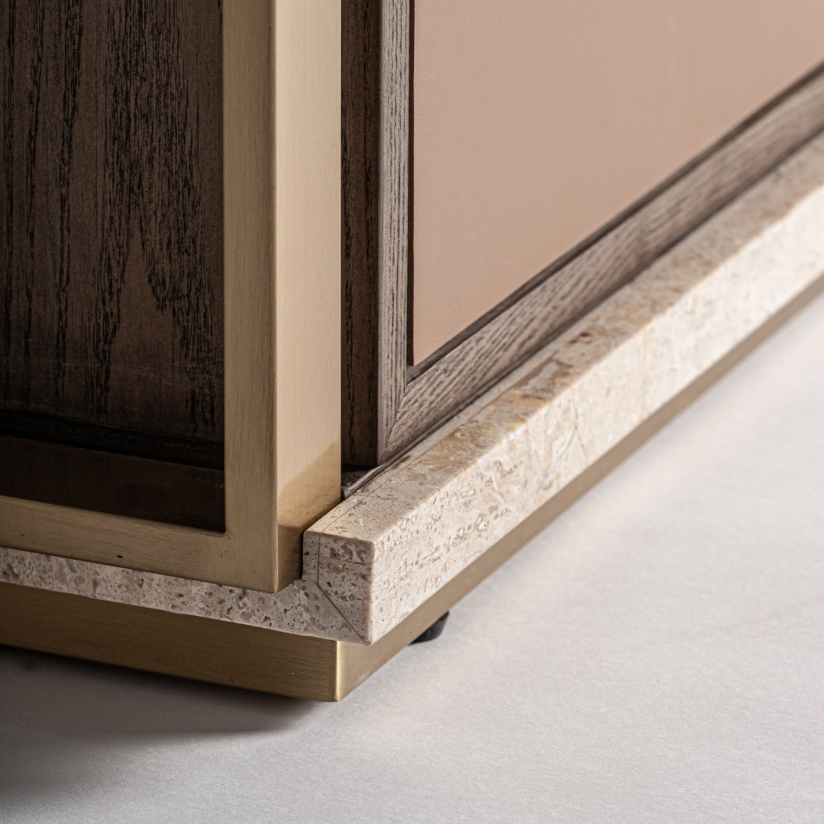Commode en travertin beige et bois | Vical Monza