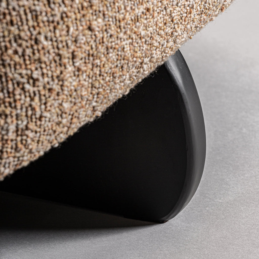 Fauteuil bouclé marron et bois de pin | VICAL Ibsen