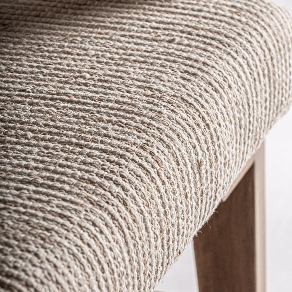 Fauteuil d'appoint en manguier, osier et tissu beige | Vical Romanand