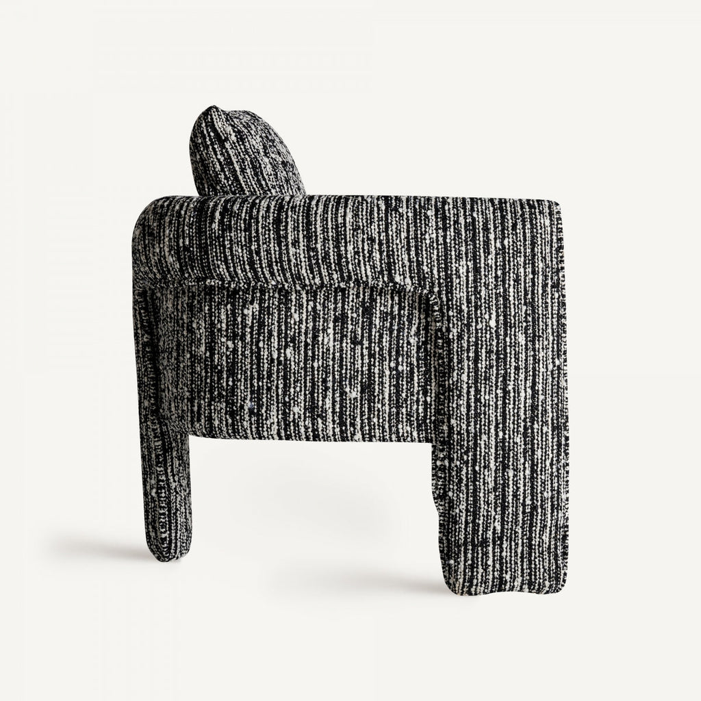 Fauteuil d'appoint en tissu noir et blanc marbré | Vical Kostov