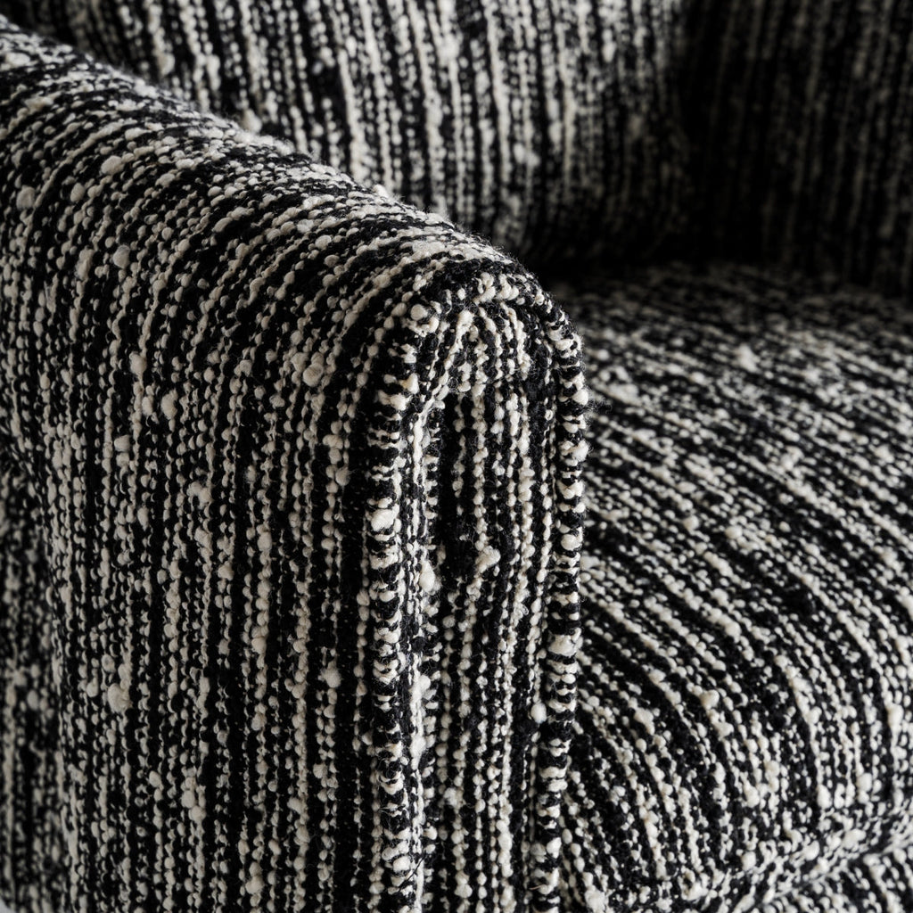 Fauteuil d'appoint en tissu noir et blanc marbré | Vical Kostov