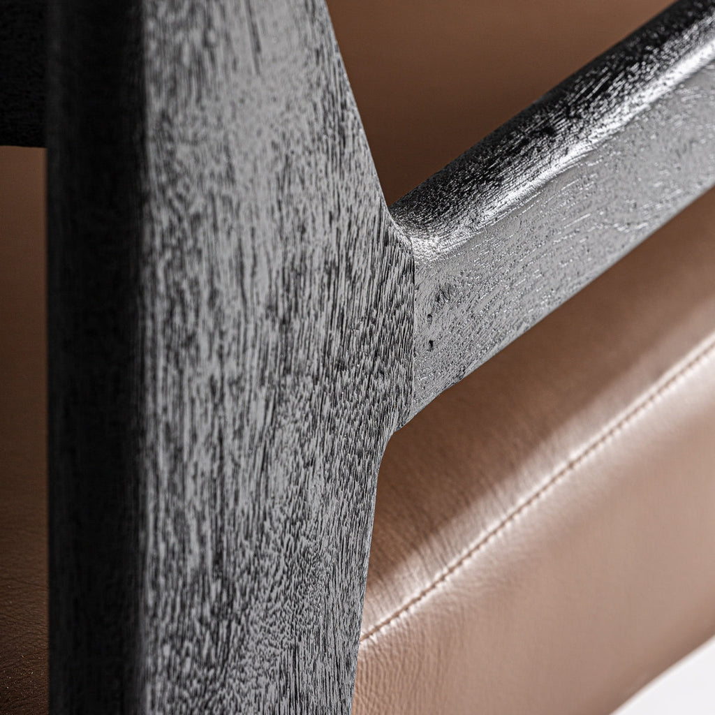 Fauteuil en cuir et bois d'acacia noir | VICAL Beslon
