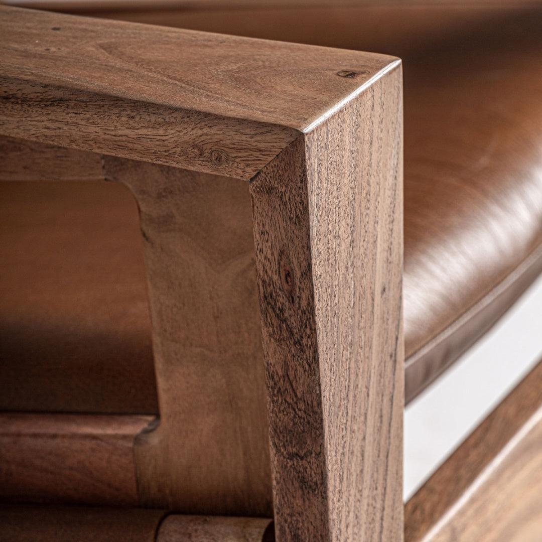Fauteuil en cuir marron et bois d'acacia | Vical Melle