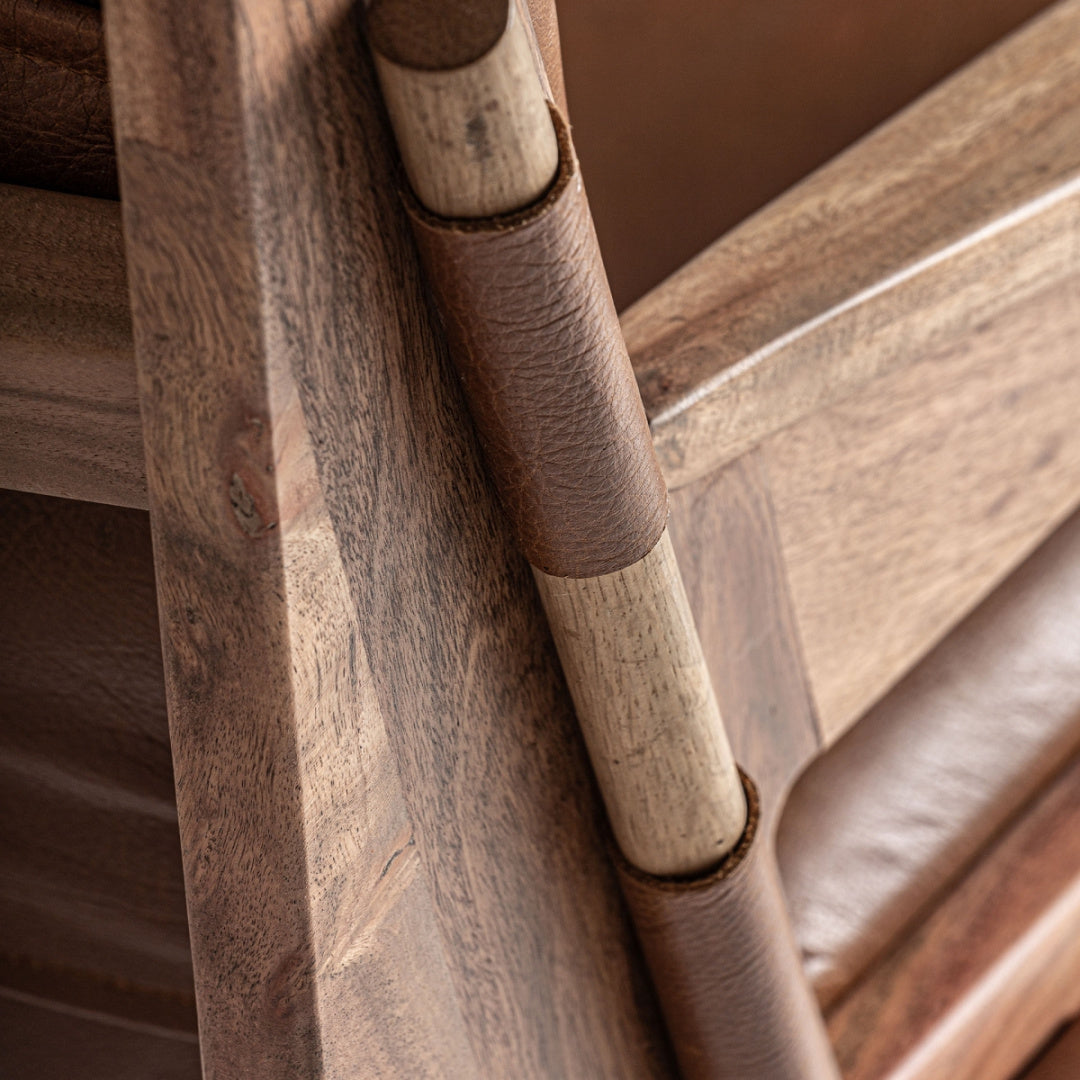 Fauteuil en cuir marron et bois d'acacia | Vical Melle