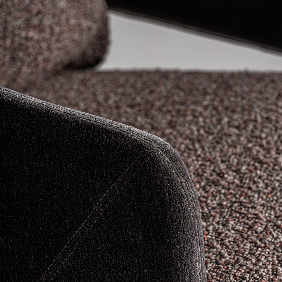 Fauteuil en tissu marron | Frein VICAL