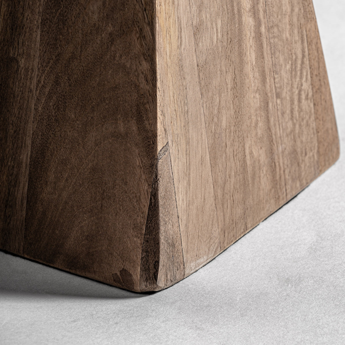 Lampe de table en bois de manguier | VICAL Cogne