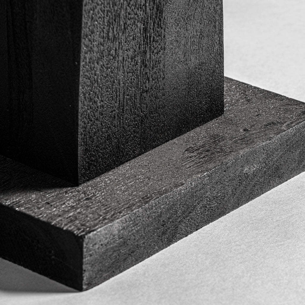 Lampe de table en bois de manguier noir | VICAL Cogne
