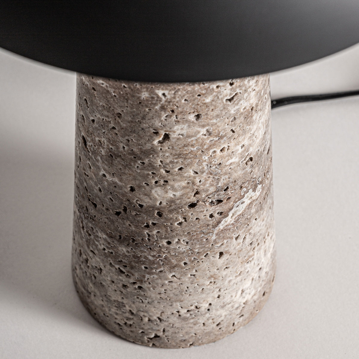 Lampe de table en marbre marron | Vical Para