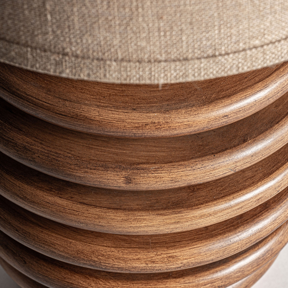 Lampe de table en résine marron | Ressort Vical