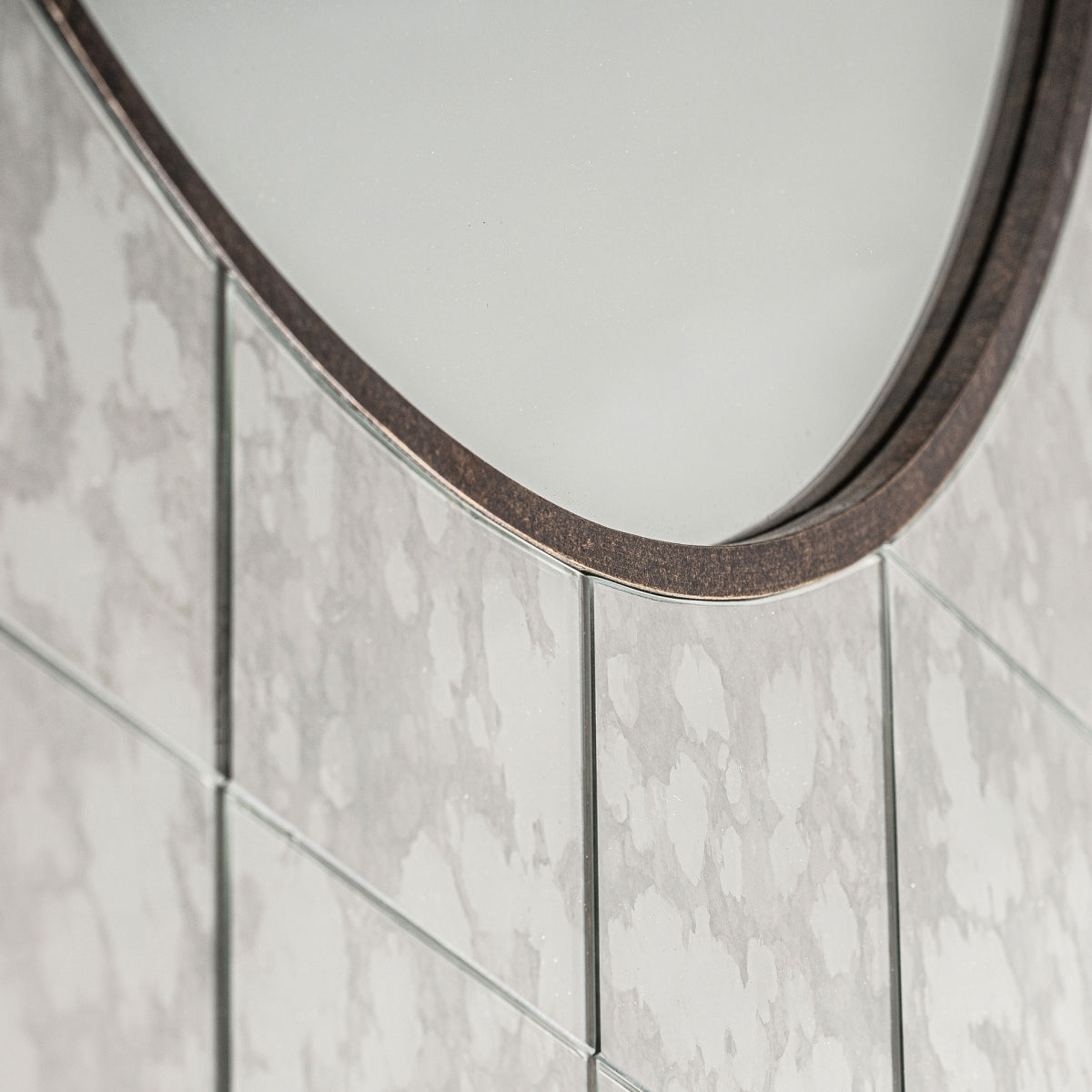 Miroir Art déco doré et blanc cassé | Vical Ublot
