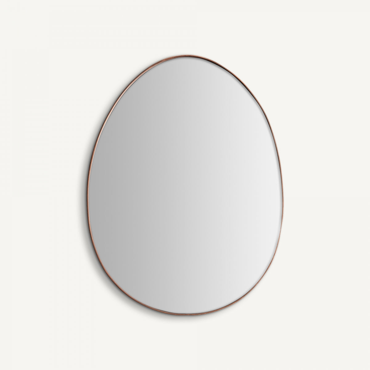 Miroir ovale en bois teinté bronze | Chute Vicale