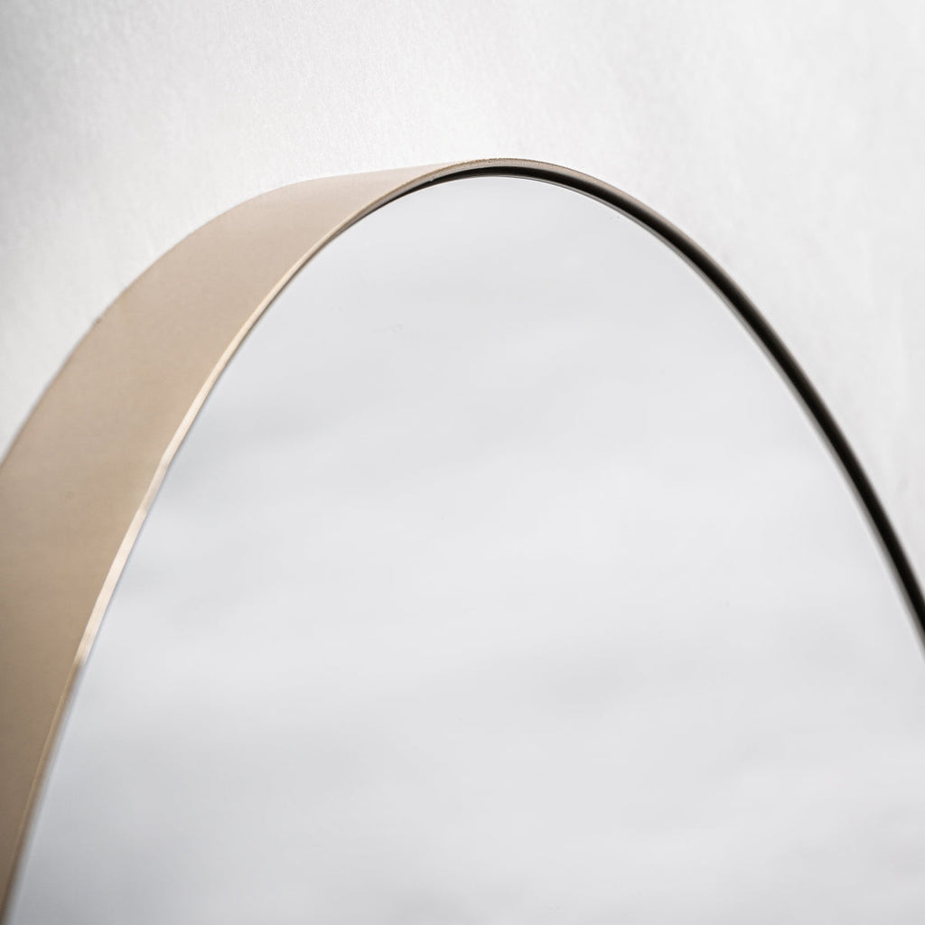 Miroir rond en laiton doré | Chute Vicale